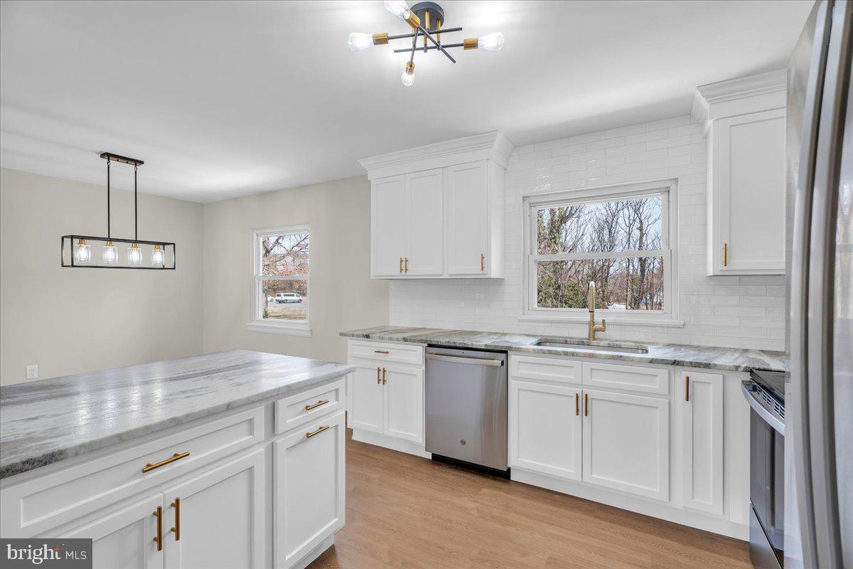 6 W COHAWKIN ROAD
