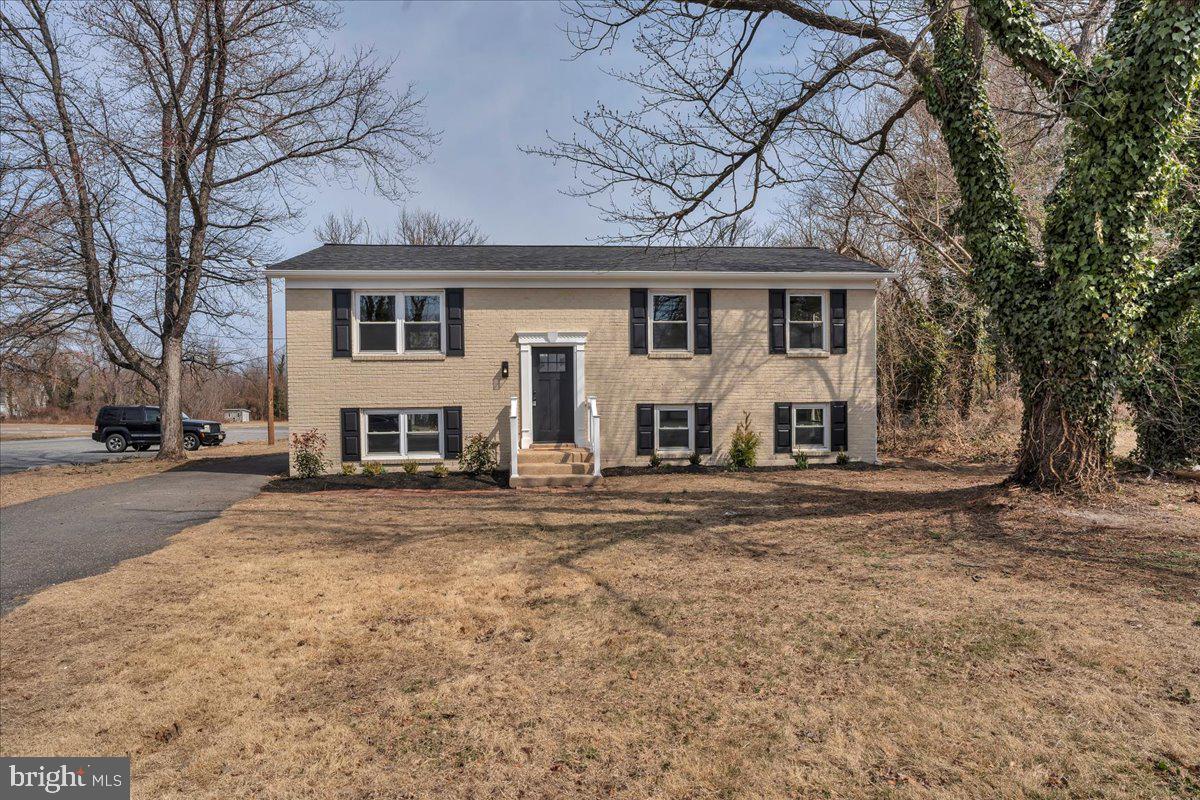 6 W COHAWKIN ROAD