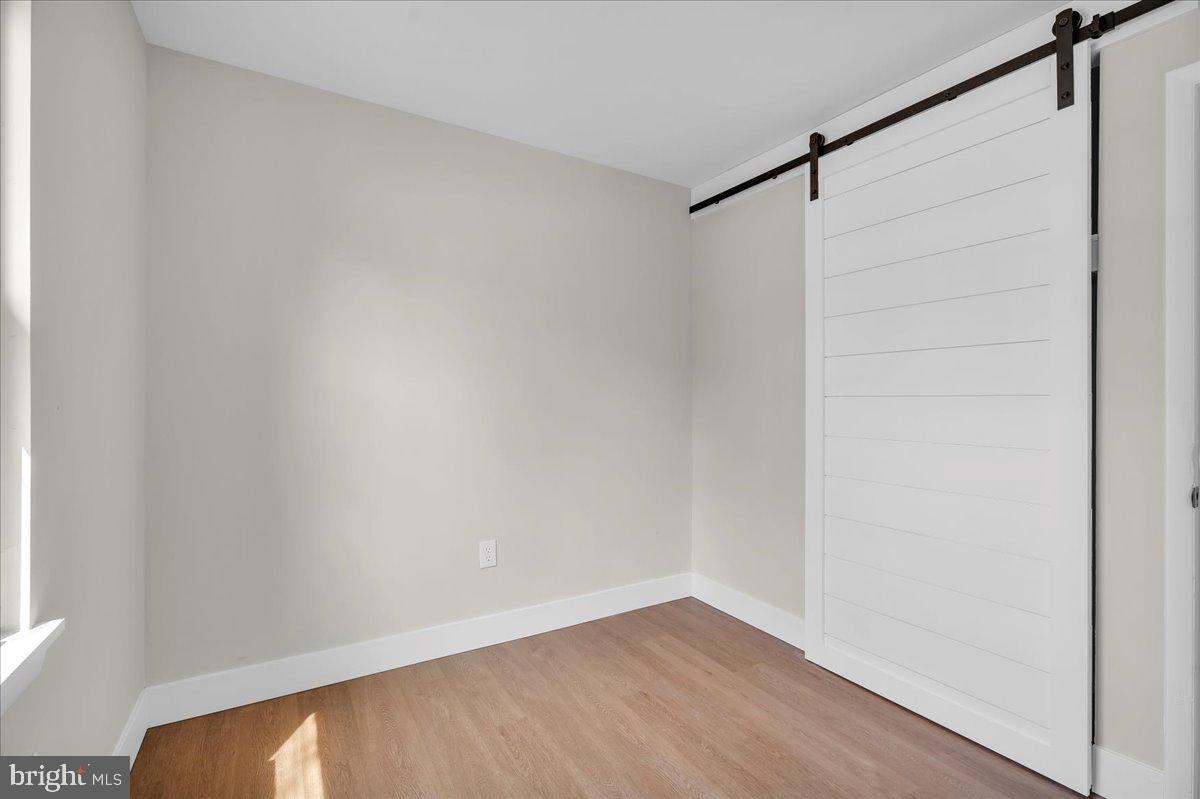6 W COHAWKIN ROAD
