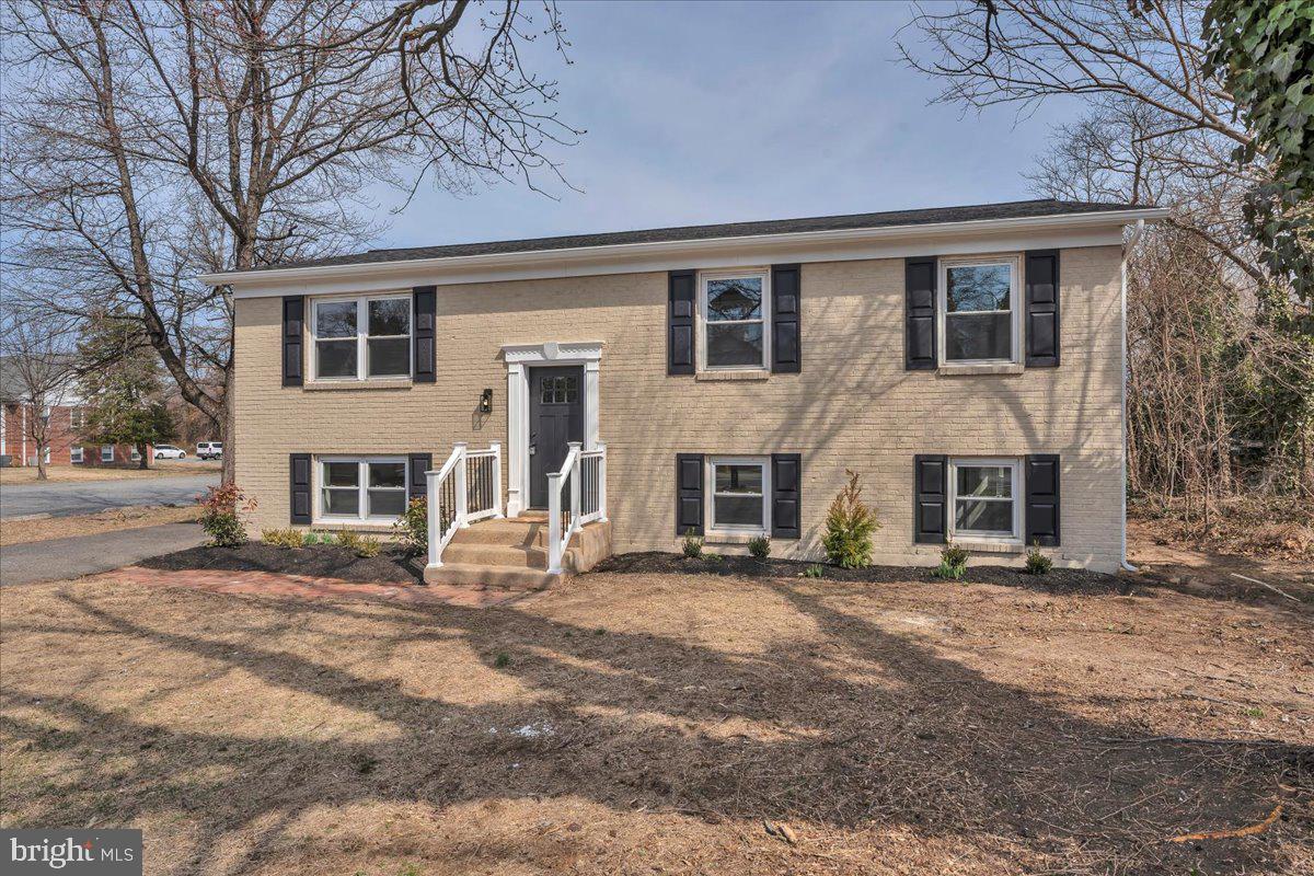6 W COHAWKIN ROAD