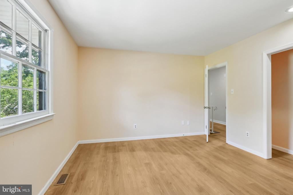 4 Virginia Rd