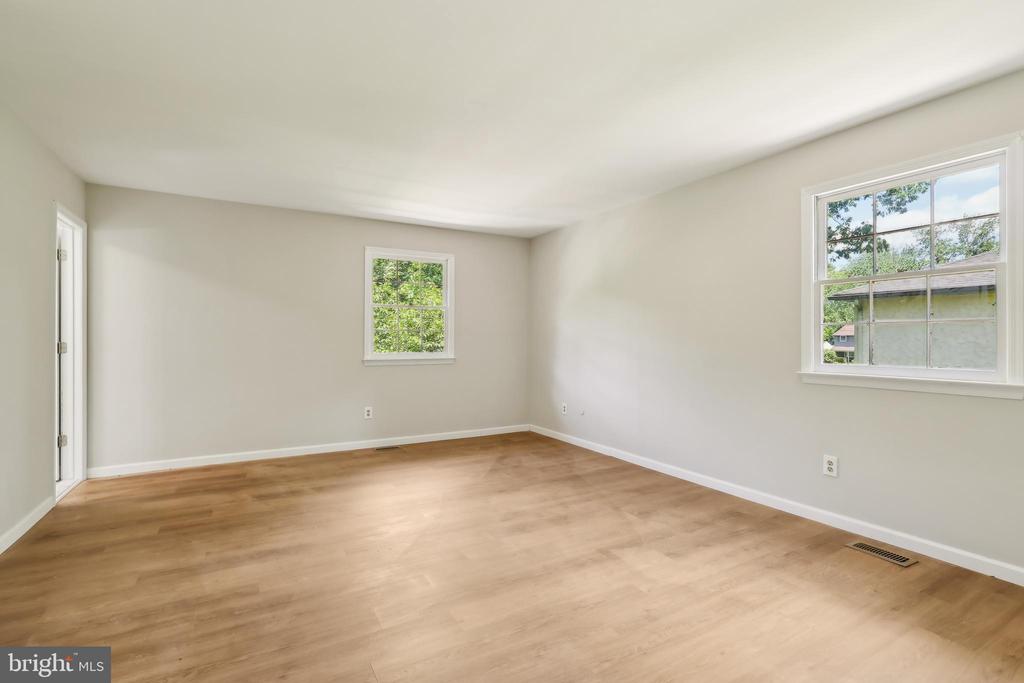 4 Virginia Rd