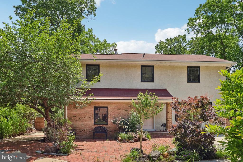 4 Virginia Rd