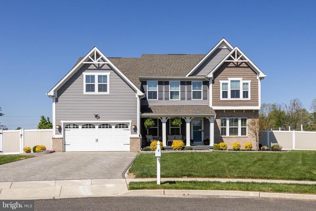 307 Meadowview Ct