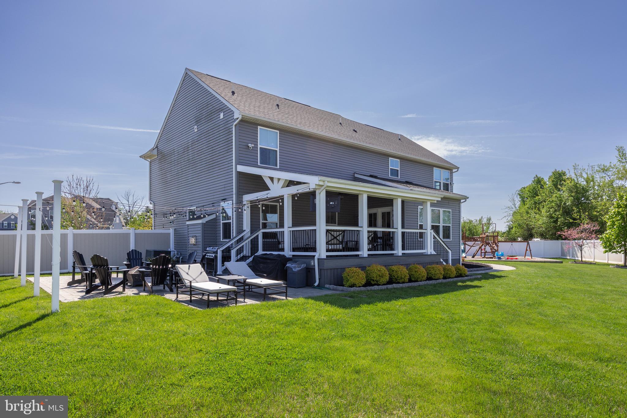307 Meadowview Ct