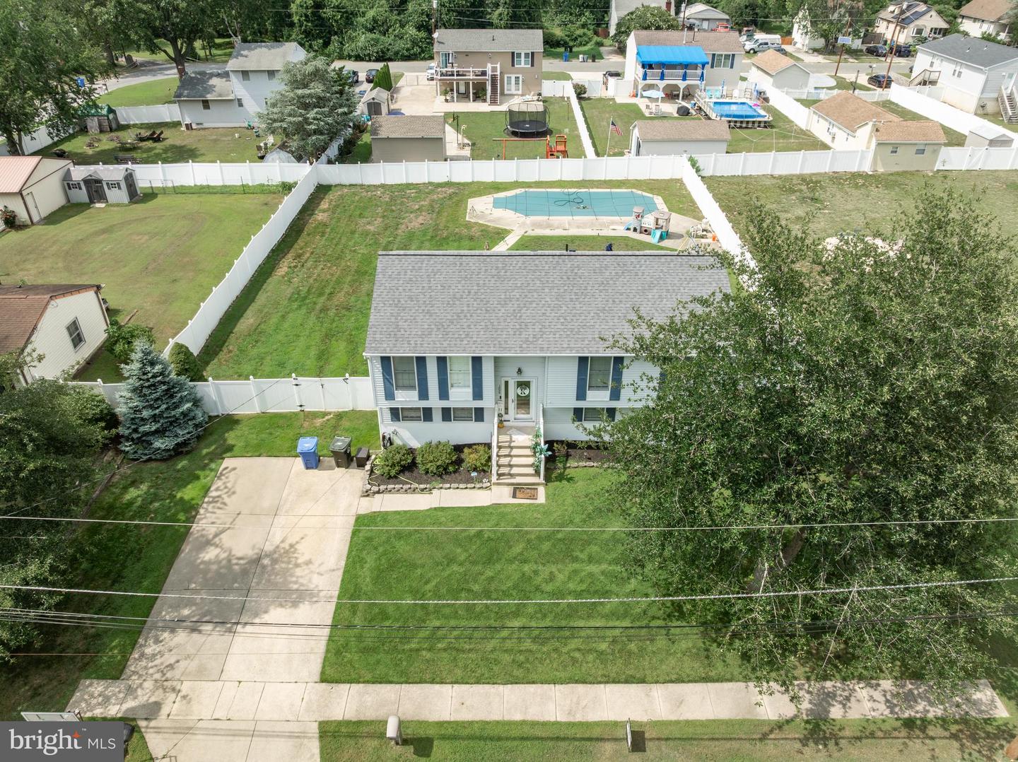 1694 Atkins Ave