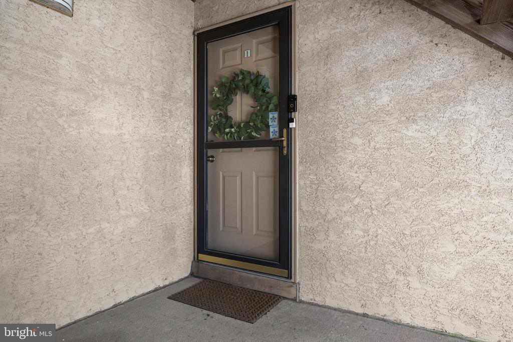 1 NEVILLE COURT