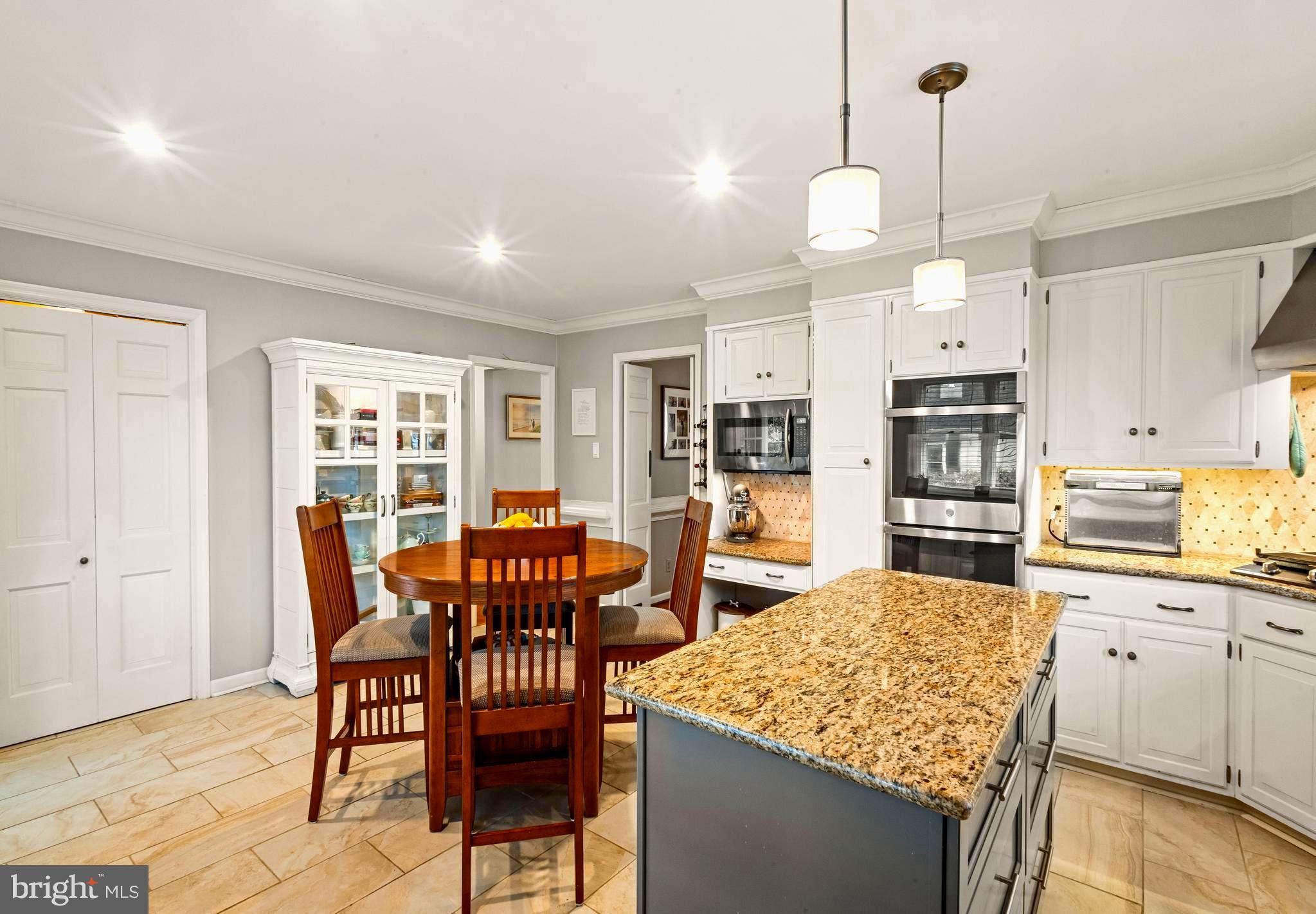 94 N WOODLAND AVENUE