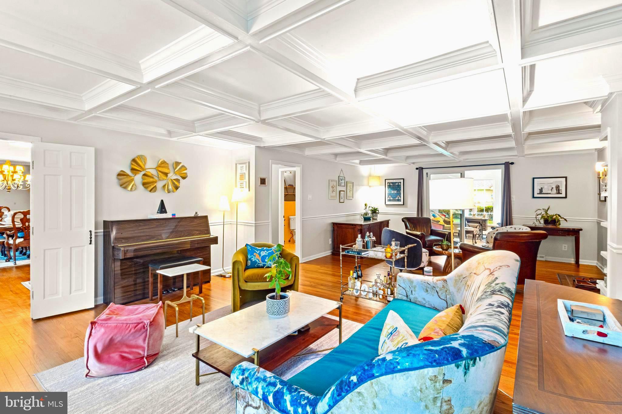 94 N WOODLAND AVENUE