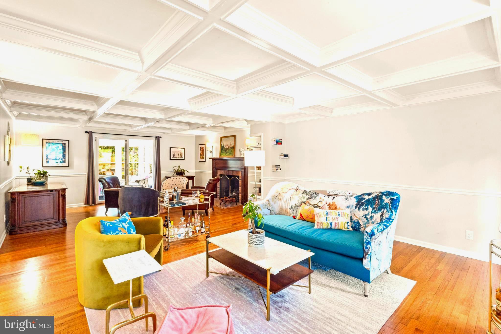 94 N WOODLAND AVENUE