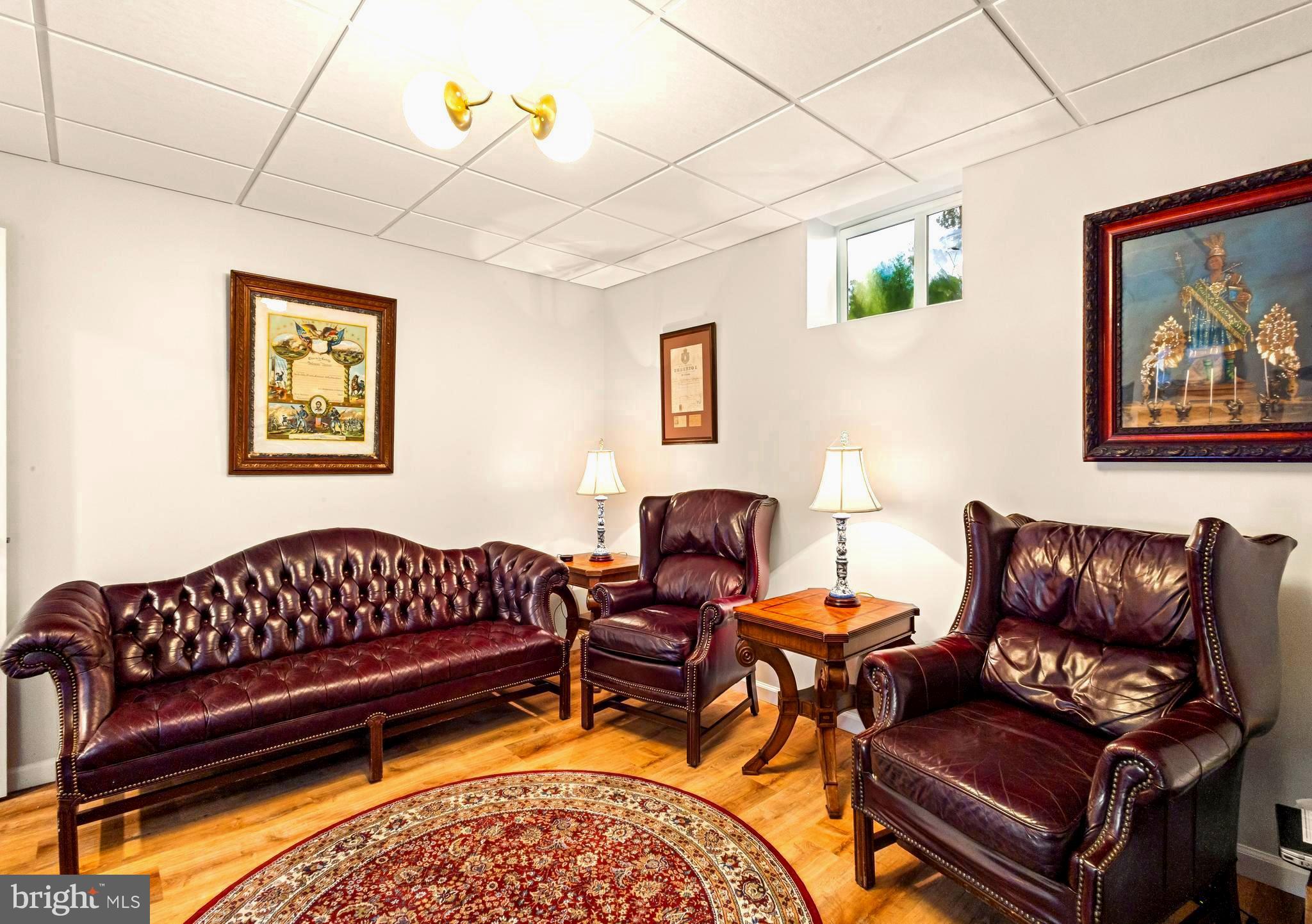 94 N WOODLAND AVENUE