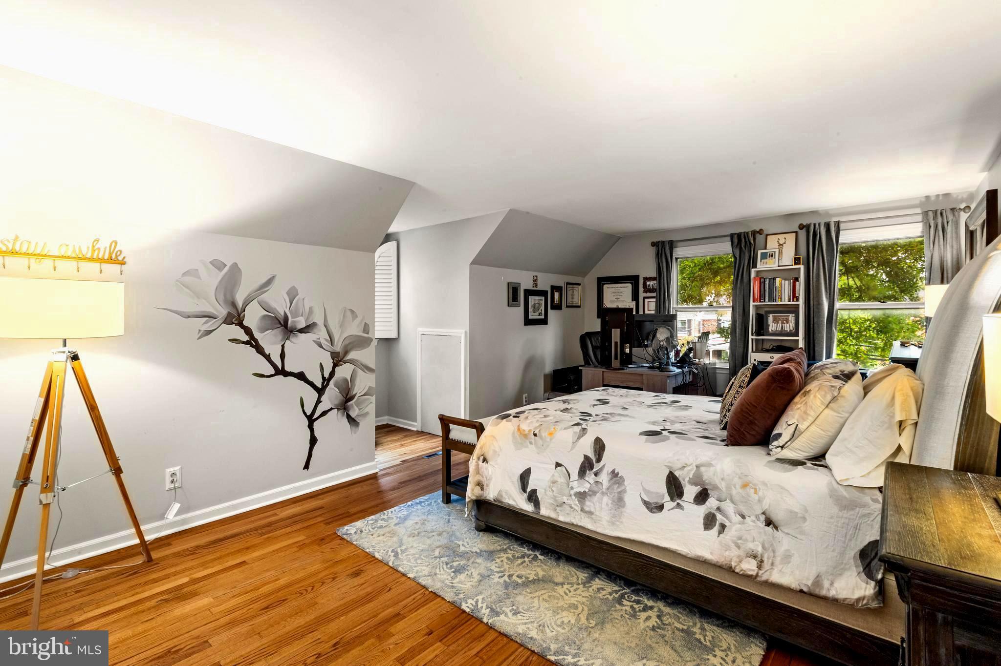 94 N WOODLAND AVENUE