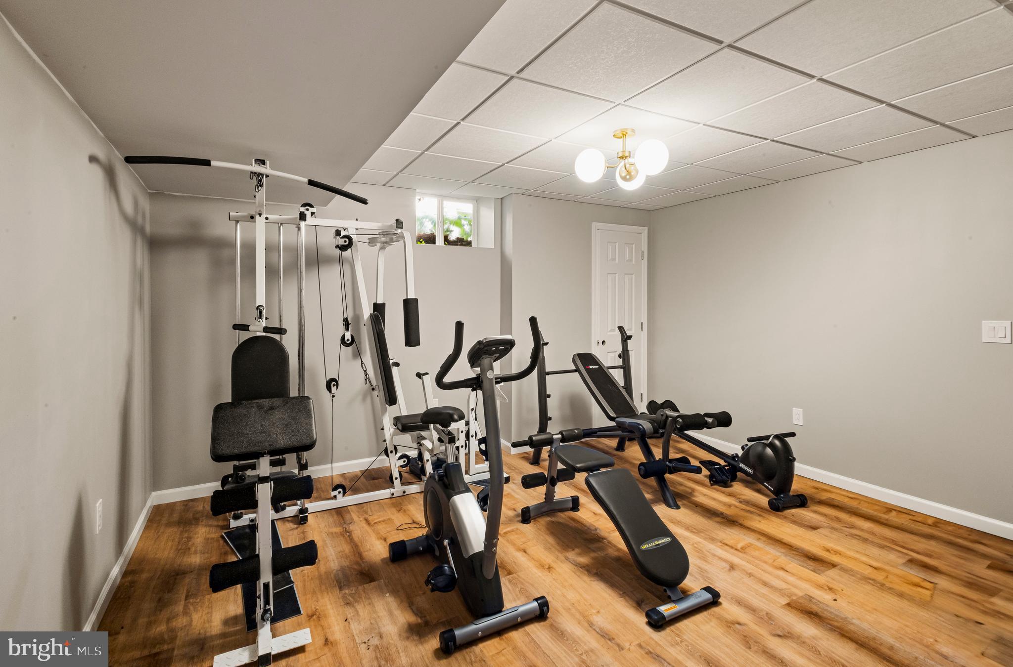 94 N WOODLAND AVENUE