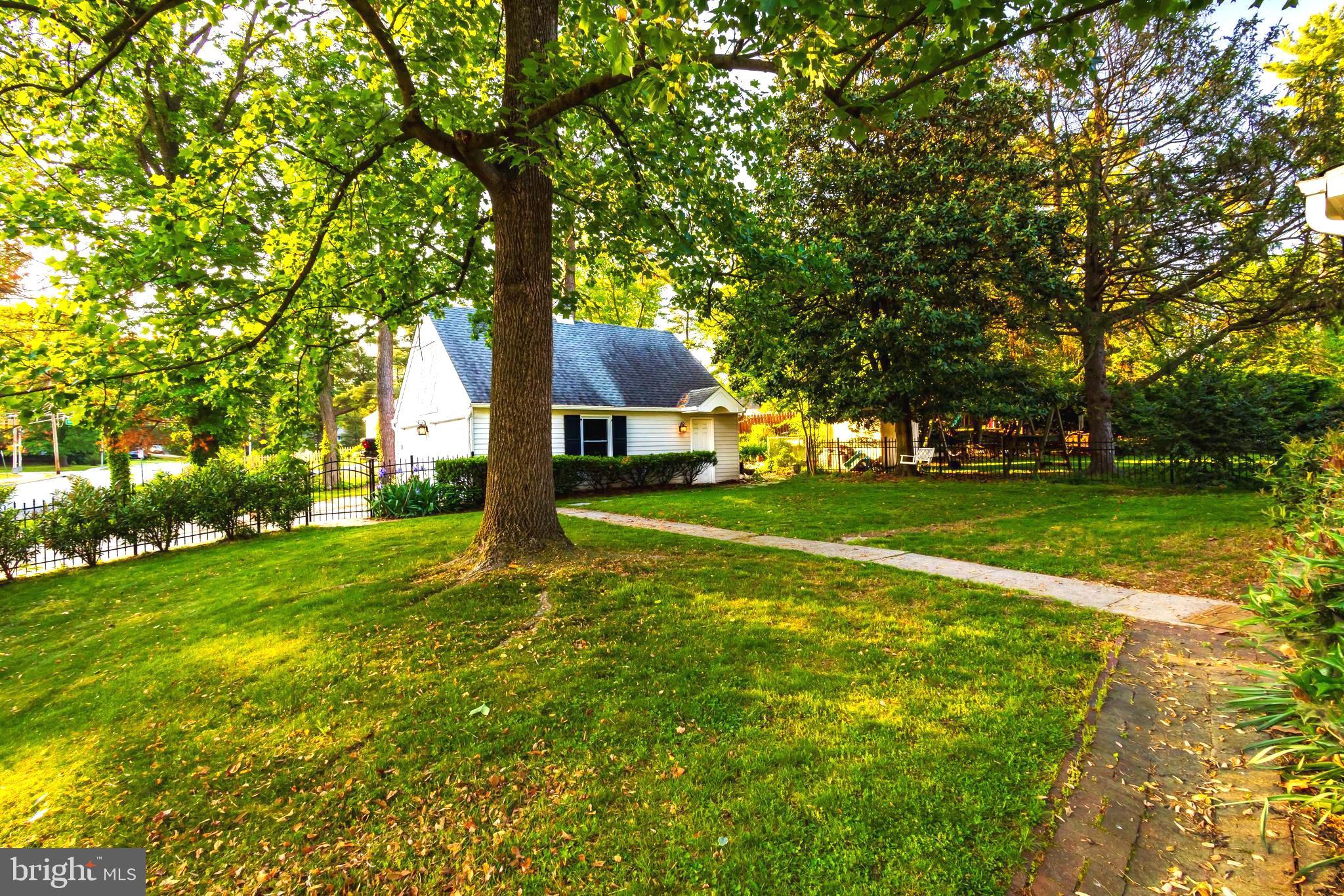 94 N WOODLAND AVENUE