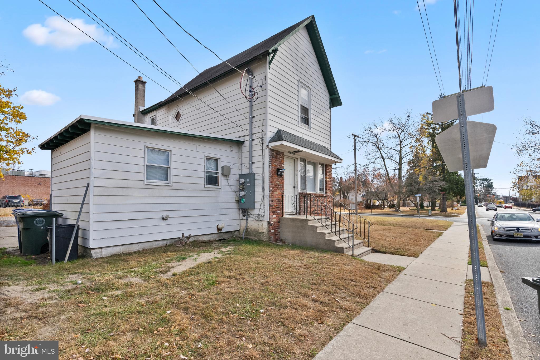 302 N MAIN ST #3