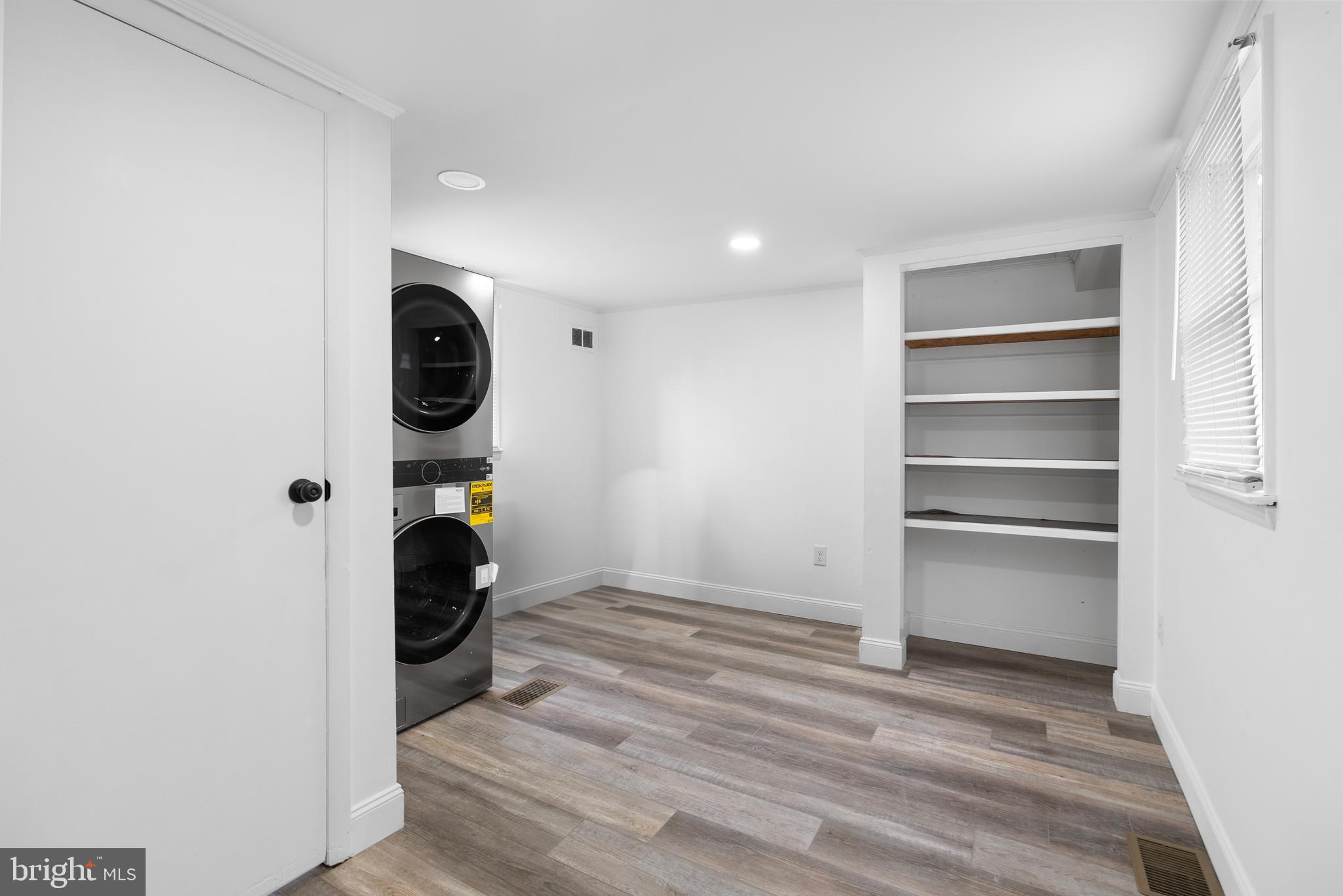 302 N MAIN ST #3