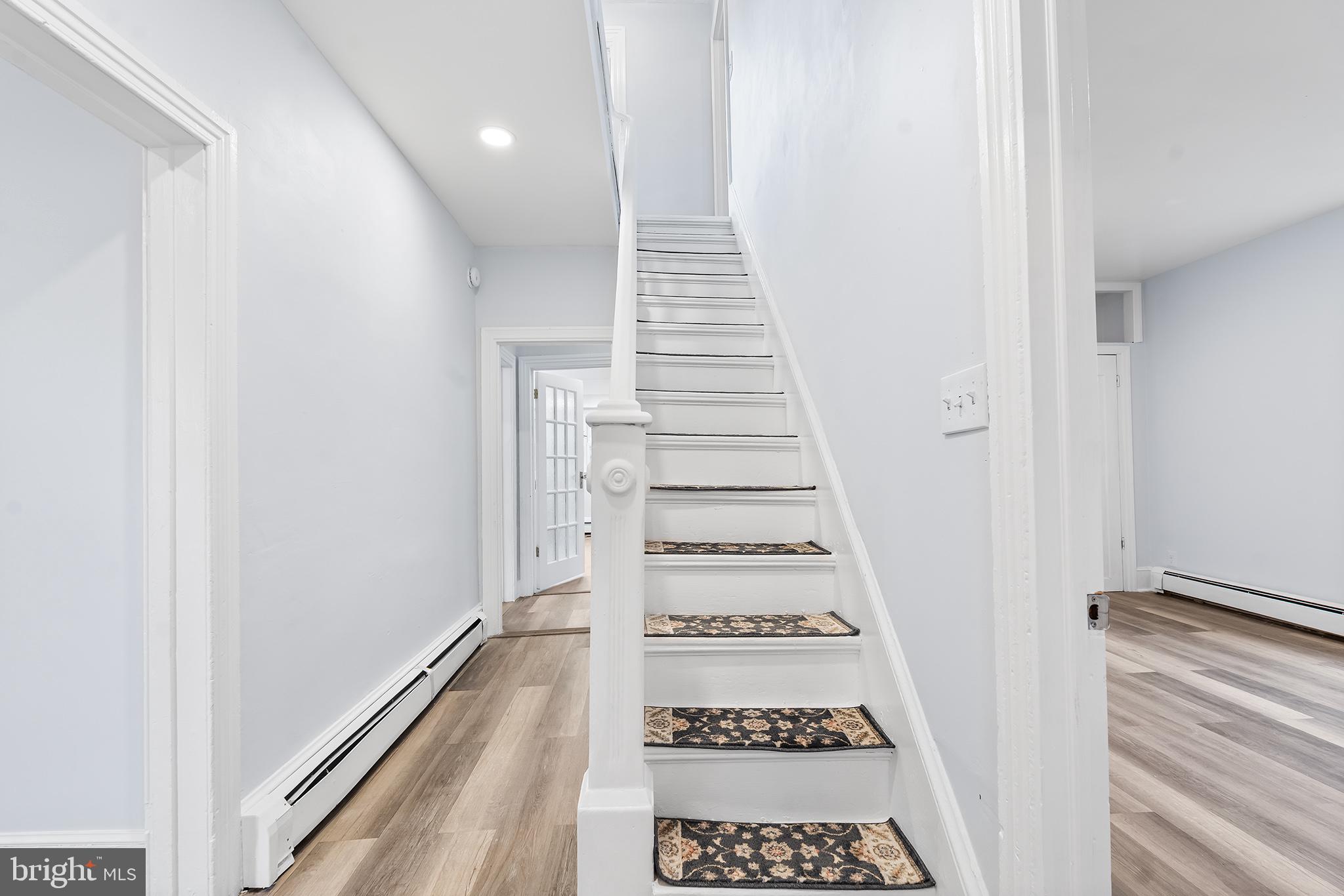 131 W CLINTON STREET