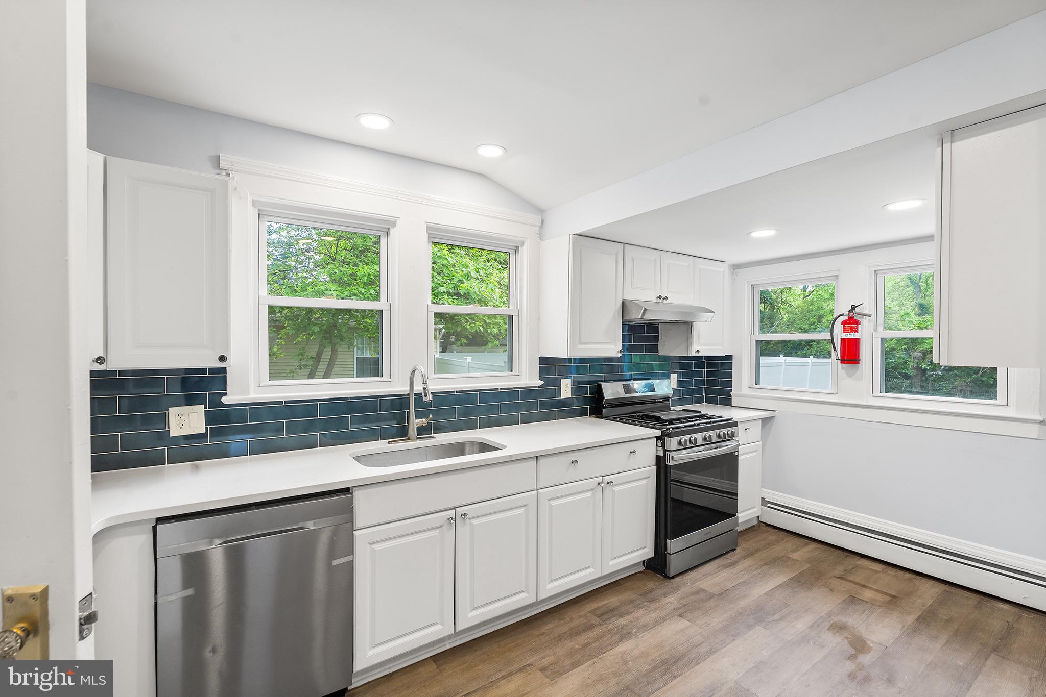 131 W CLINTON STREET