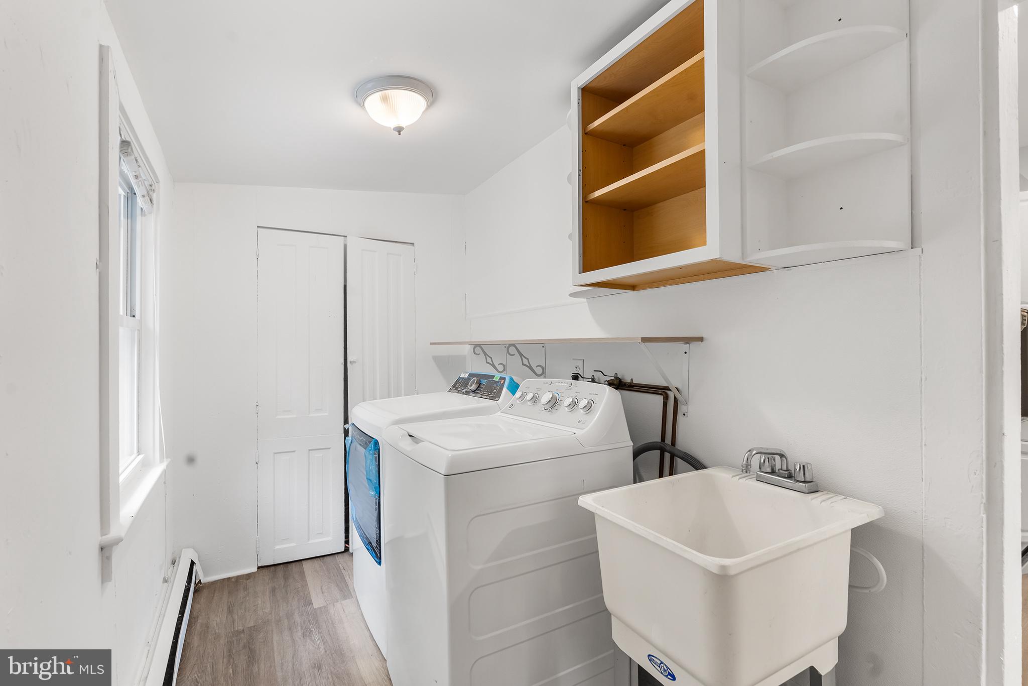 131 W CLINTON STREET