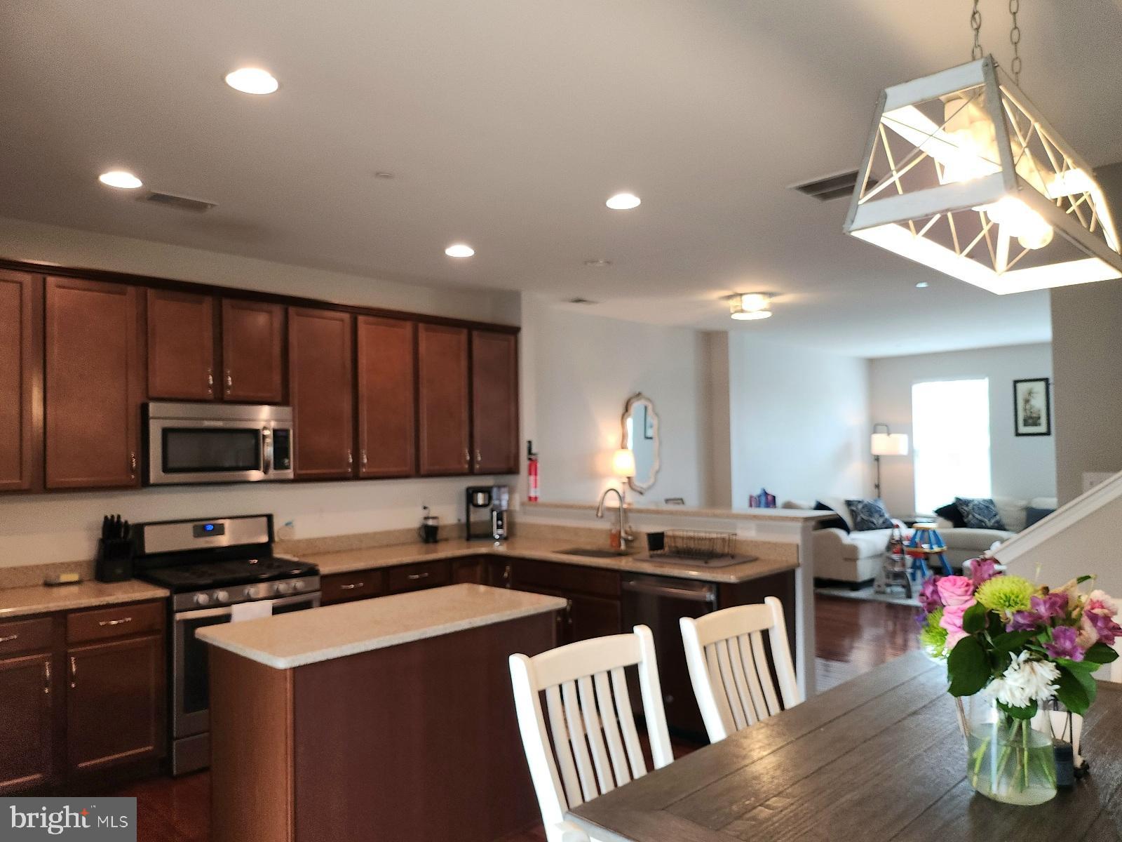 457 WISTAR PLACE