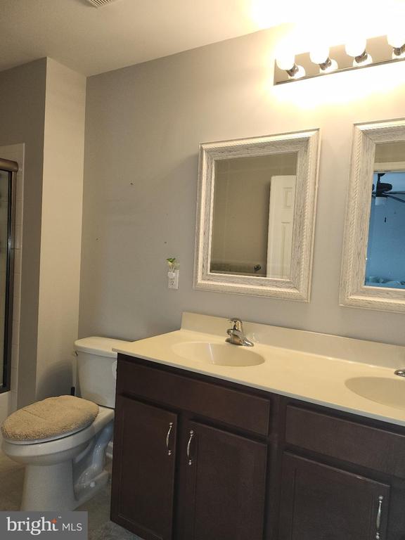 457 WISTAR PLACE