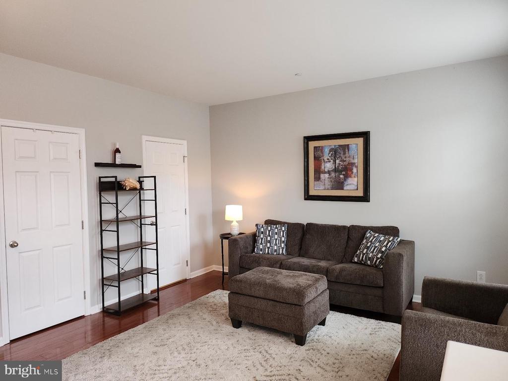 457 WISTAR PLACE