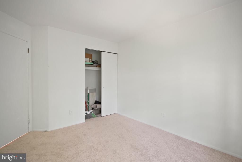 436 Durham Ct
