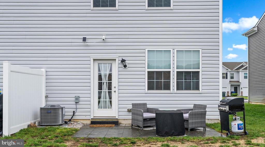53 ARLOTTA ST