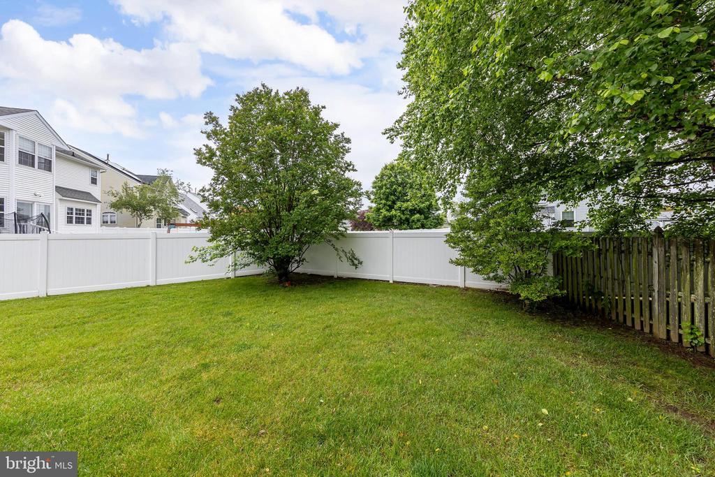 211 SPRUCE TRAIL