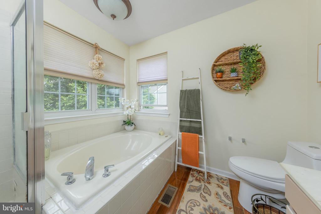 211 SPRUCE TRAIL