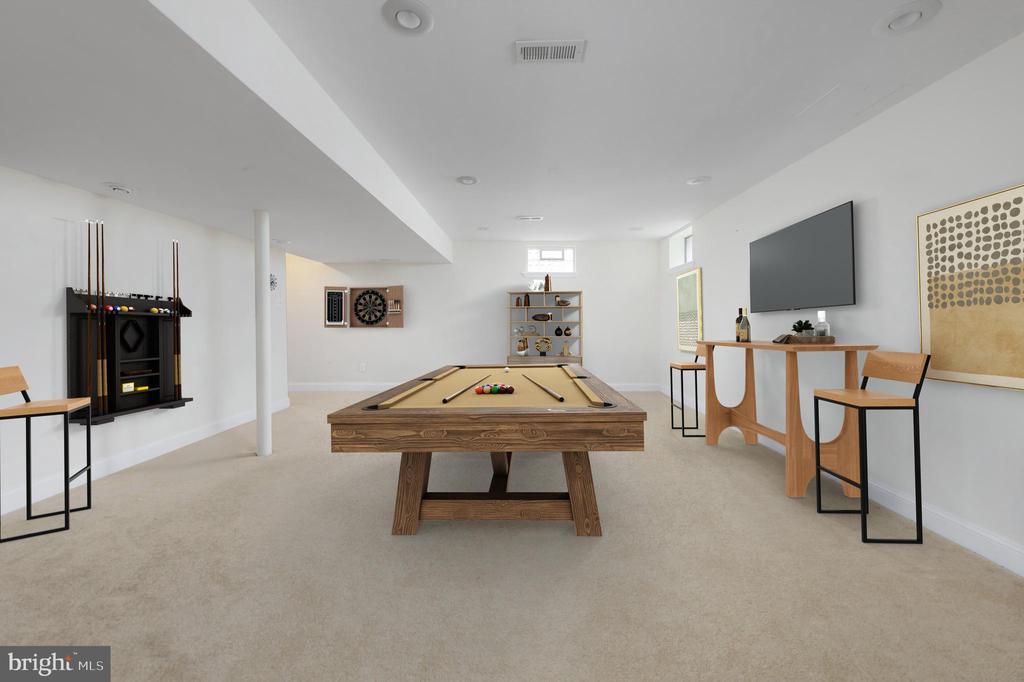 211 SPRUCE TRAIL