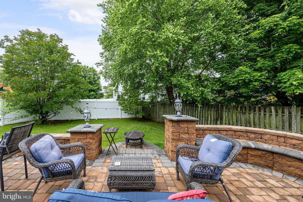211 SPRUCE TRAIL