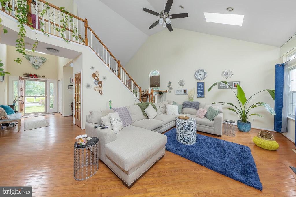 211 SPRUCE TRAIL