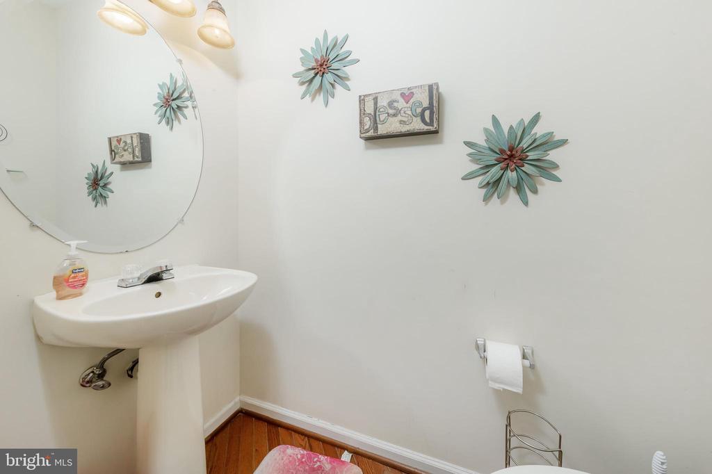 211 SPRUCE TRAIL