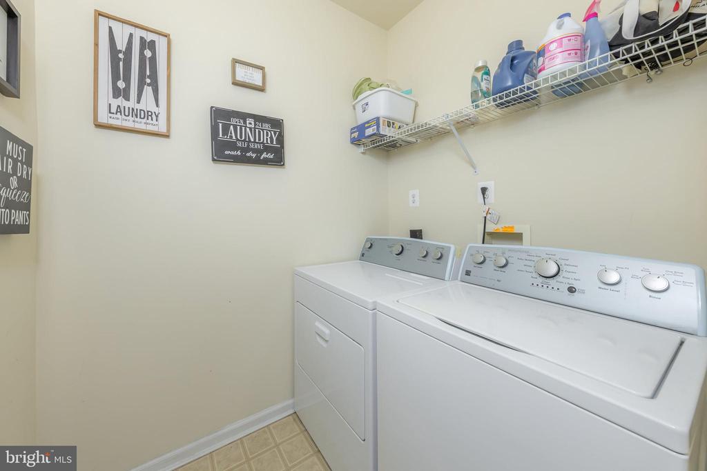 211 SPRUCE TRAIL