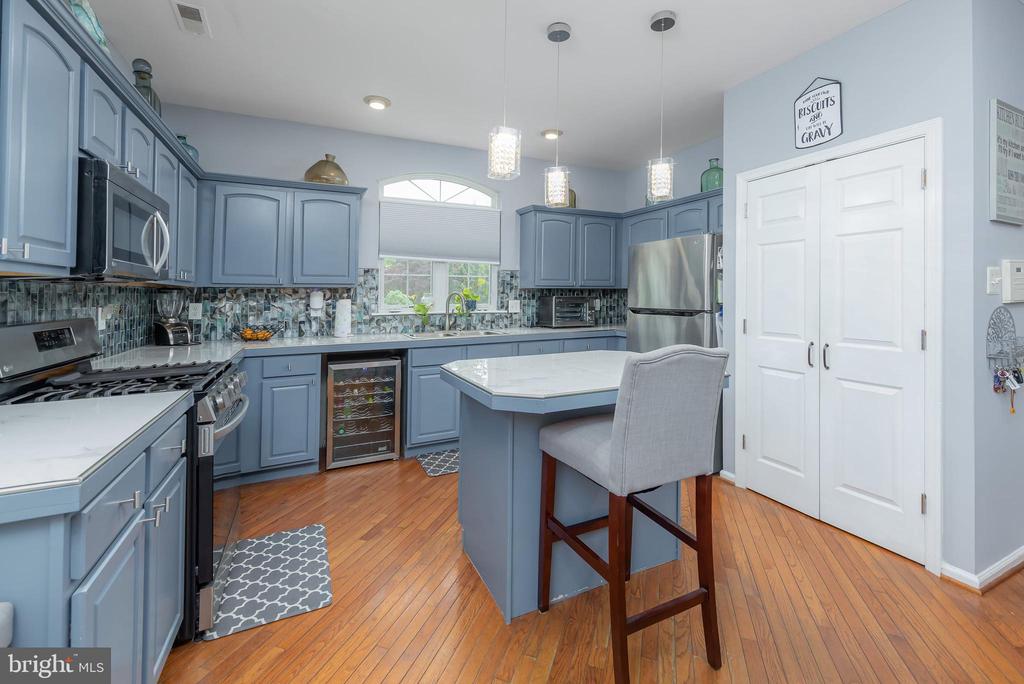 211 SPRUCE TRAIL