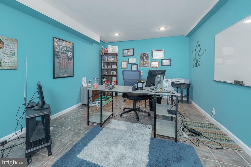 211 SPRUCE TRAIL