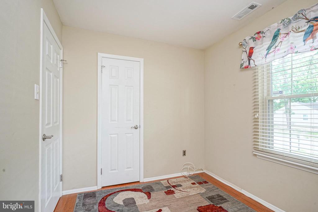 1035 S BEECHAM ROAD