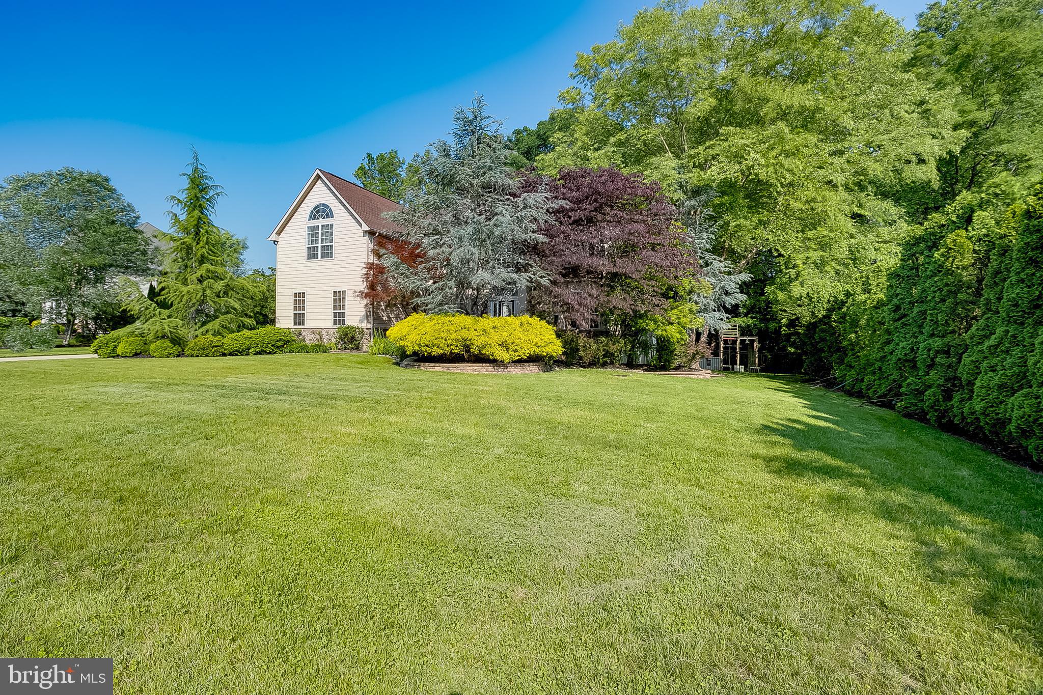 105 Hickory Ct