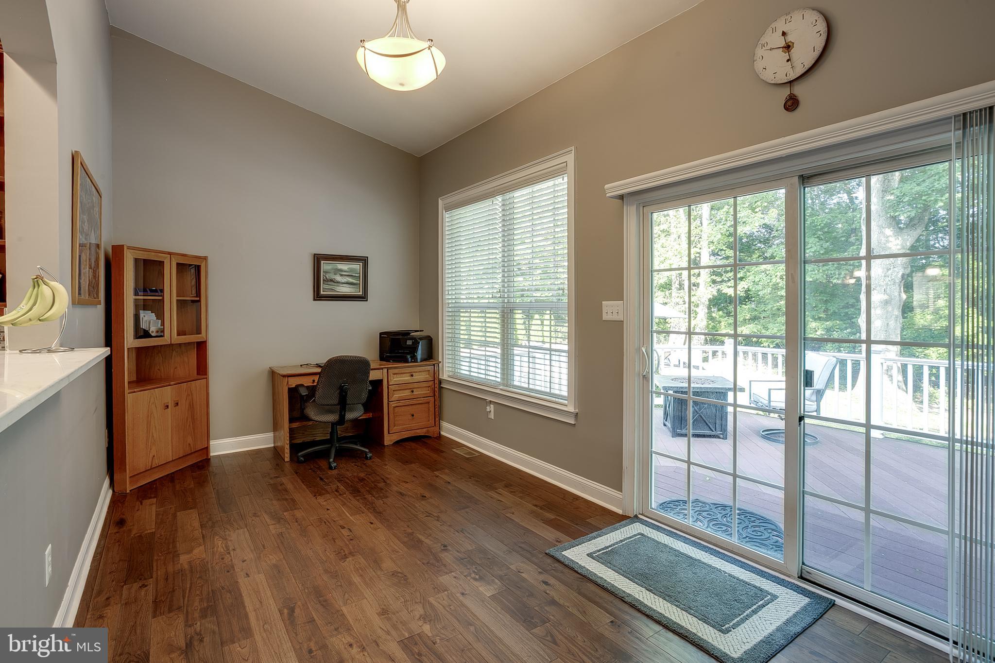 105 Hickory Ct