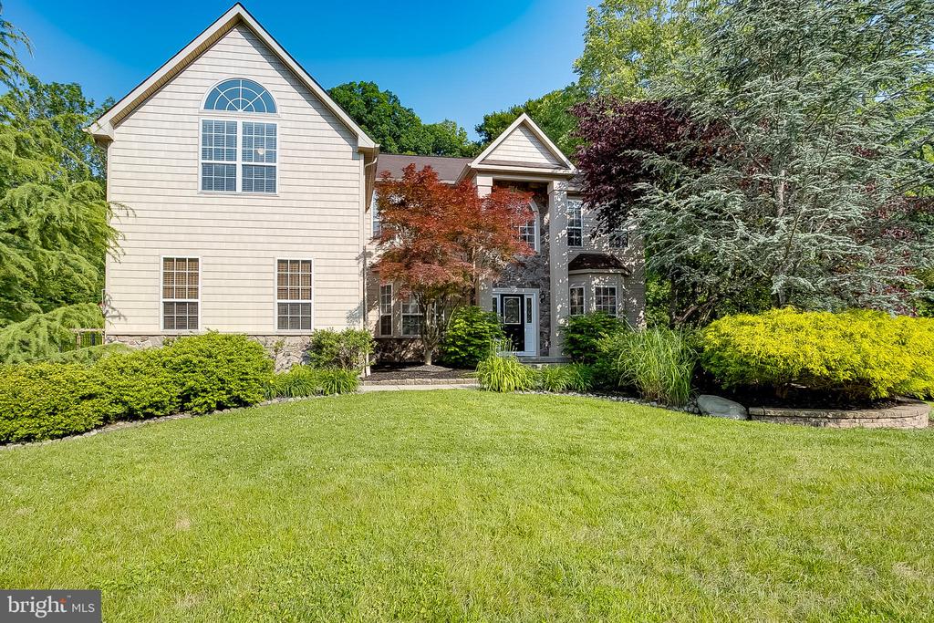 105 Hickory Ct