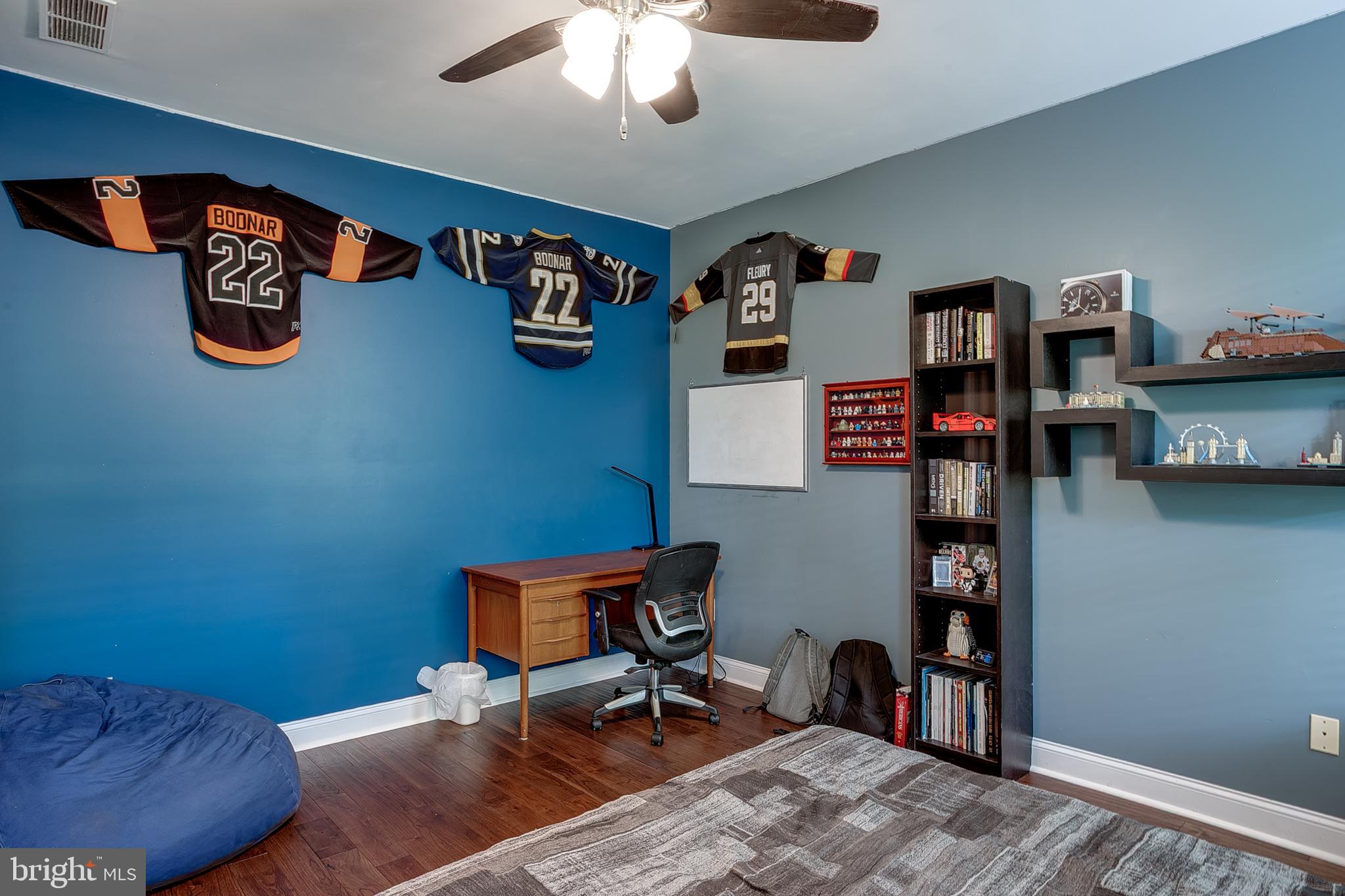 105 Hickory Ct