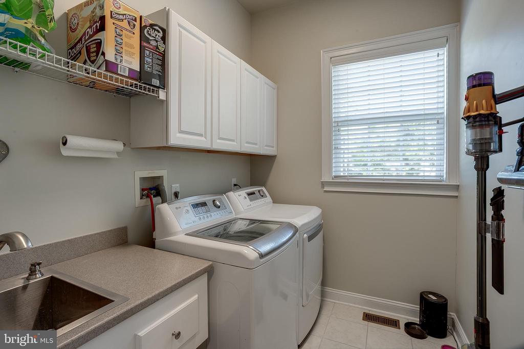 105 Hickory Ct