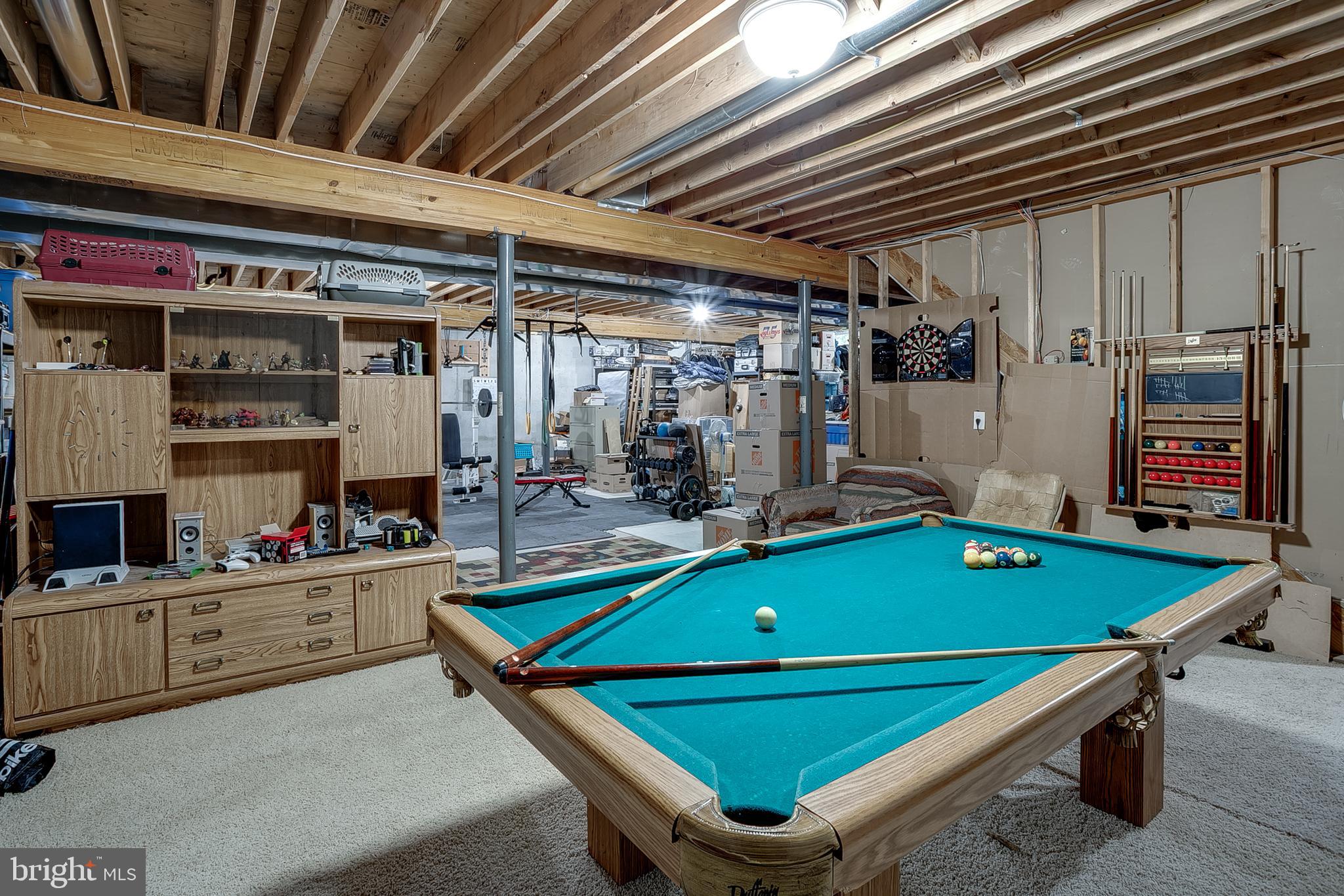 105 Hickory Ct