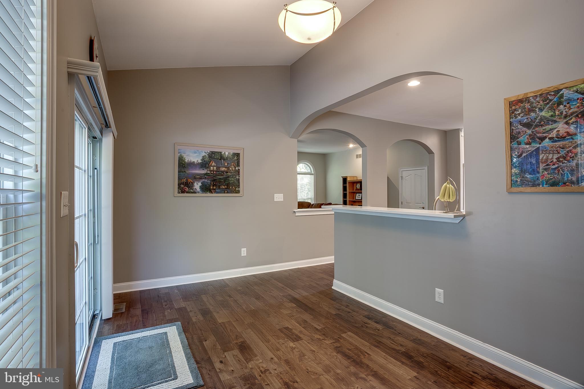 105 Hickory Ct