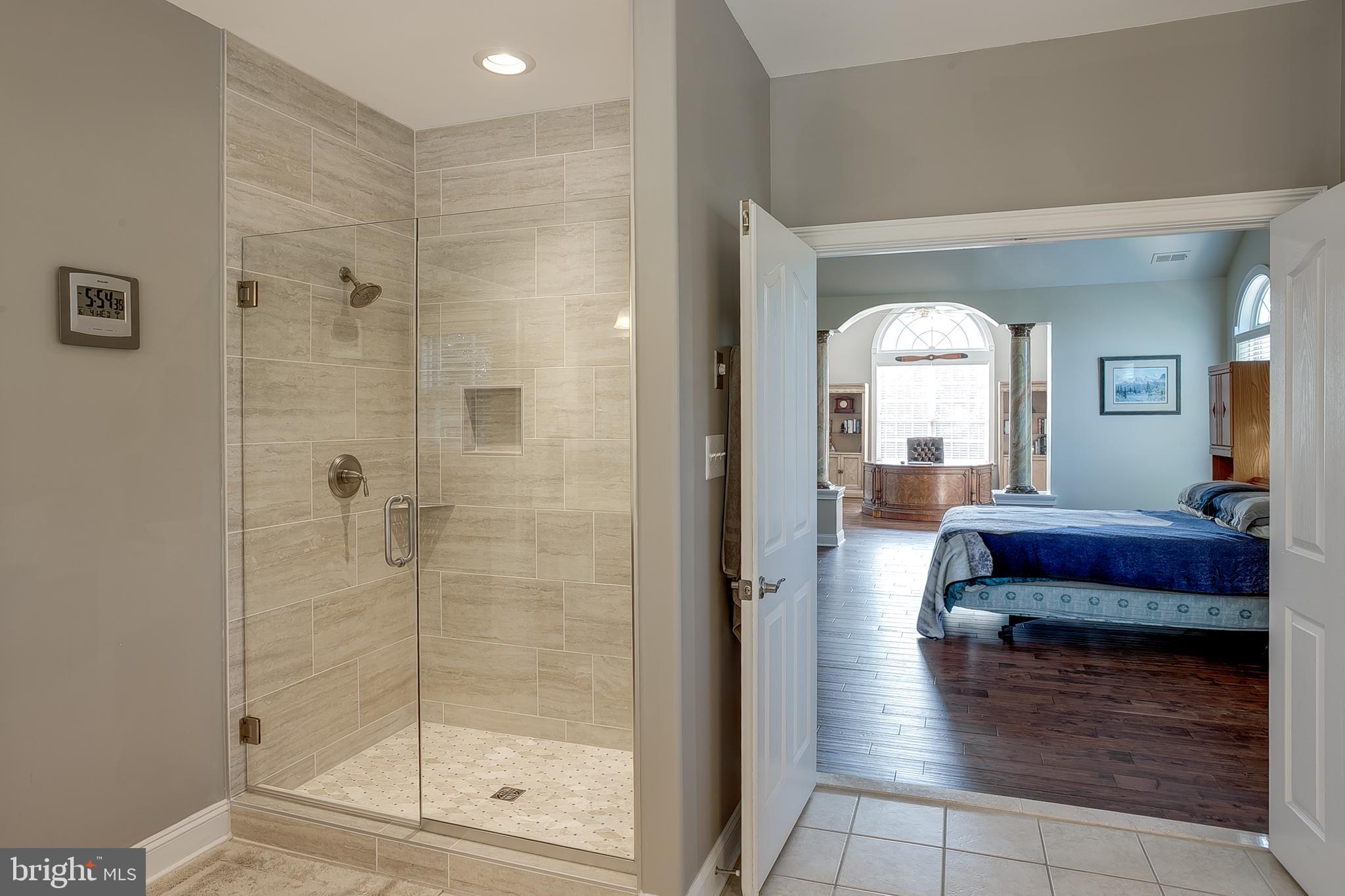 105 Hickory Ct