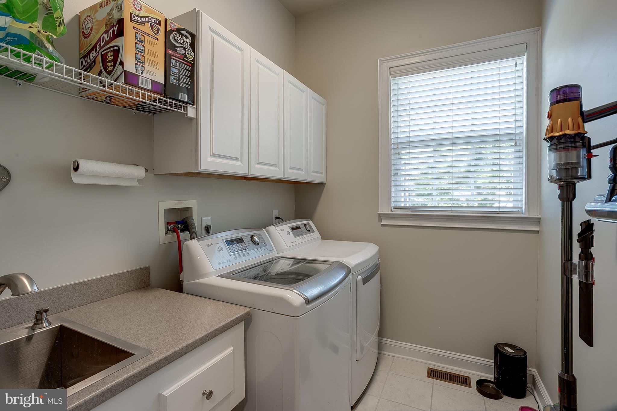105 Hickory Ct