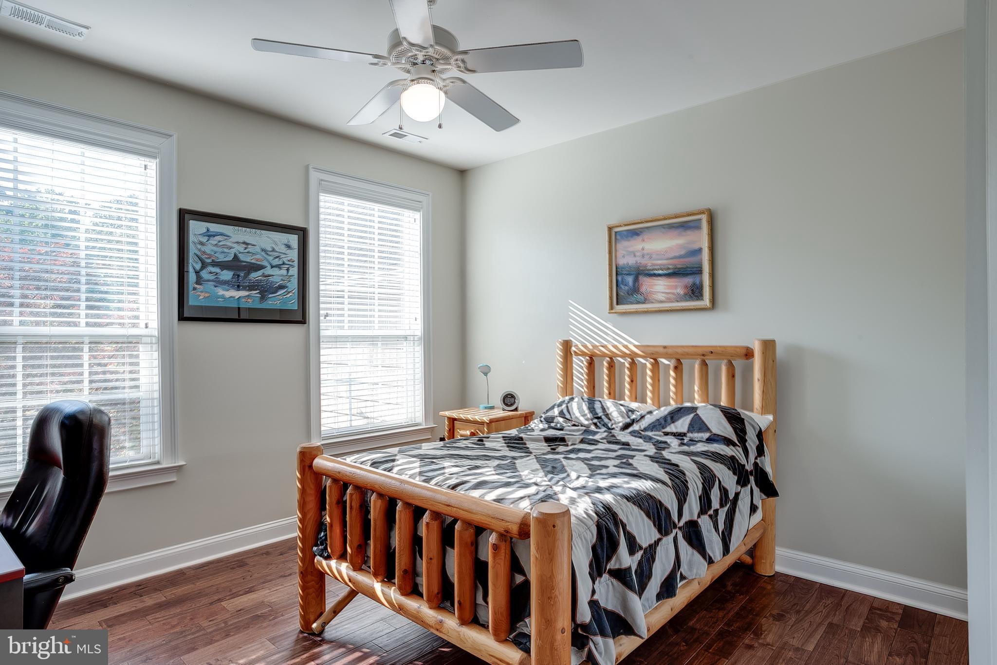 105 Hickory Ct