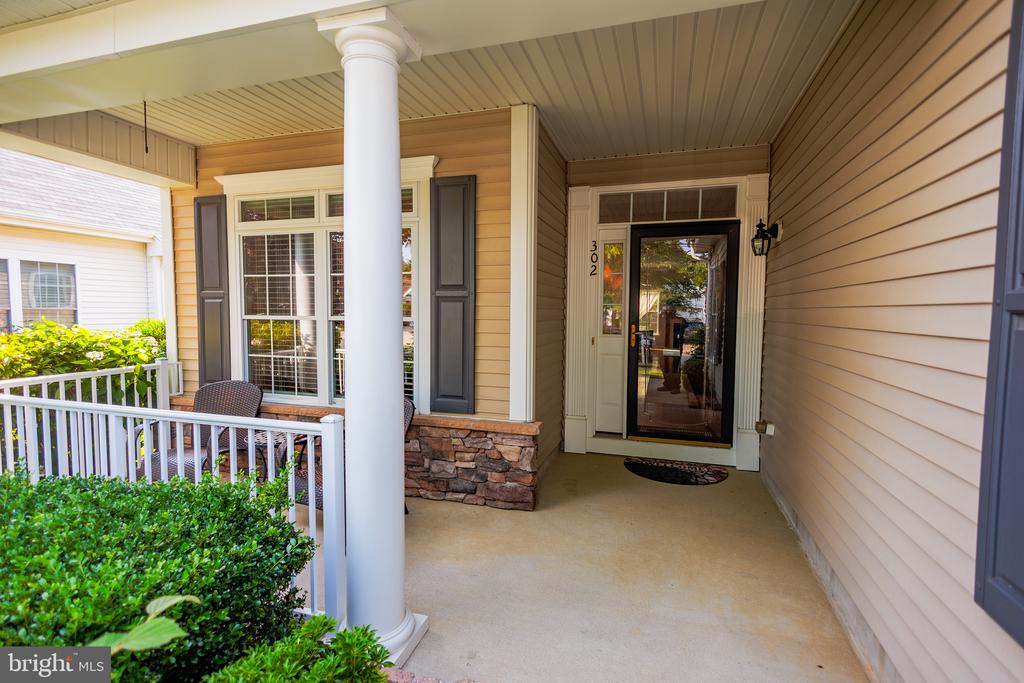 302 GOSLING WAY
