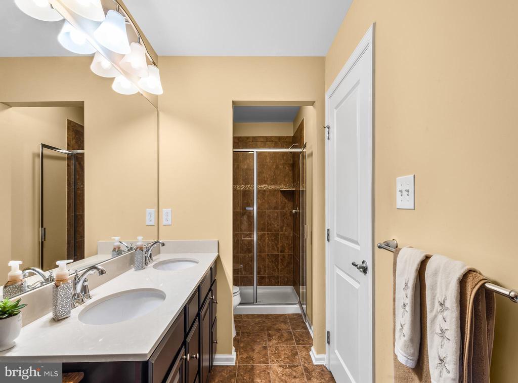 1032 REGENCY PLACE